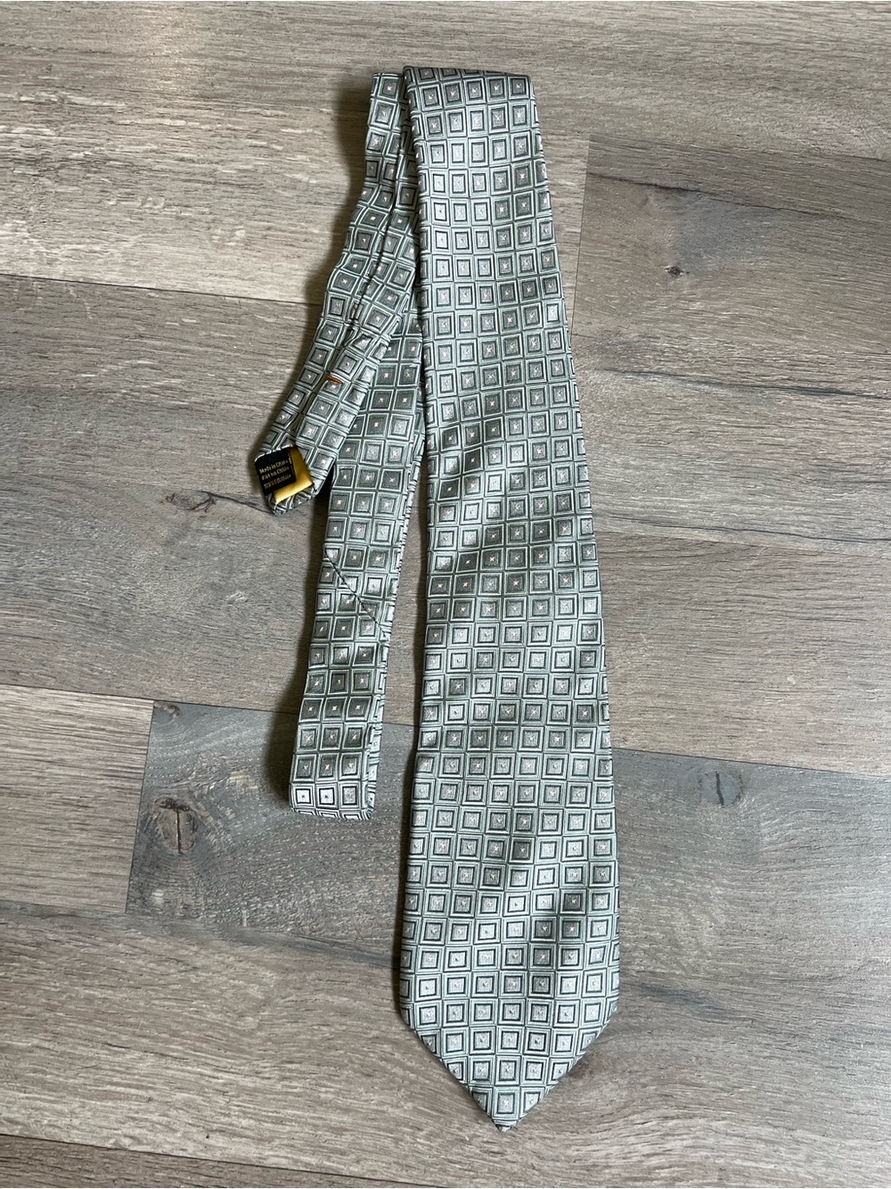 Donald J. Trump Signature Collection Sage Green Geometric 100% Silk Tie